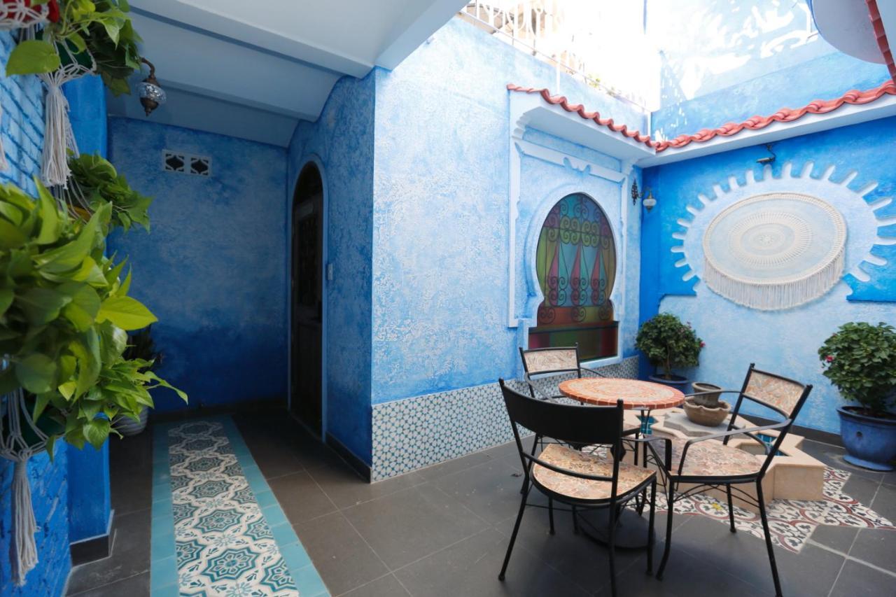 Aquarizon Boutique Hostel & City Bar Ho Chi Minh City Bagian luar foto