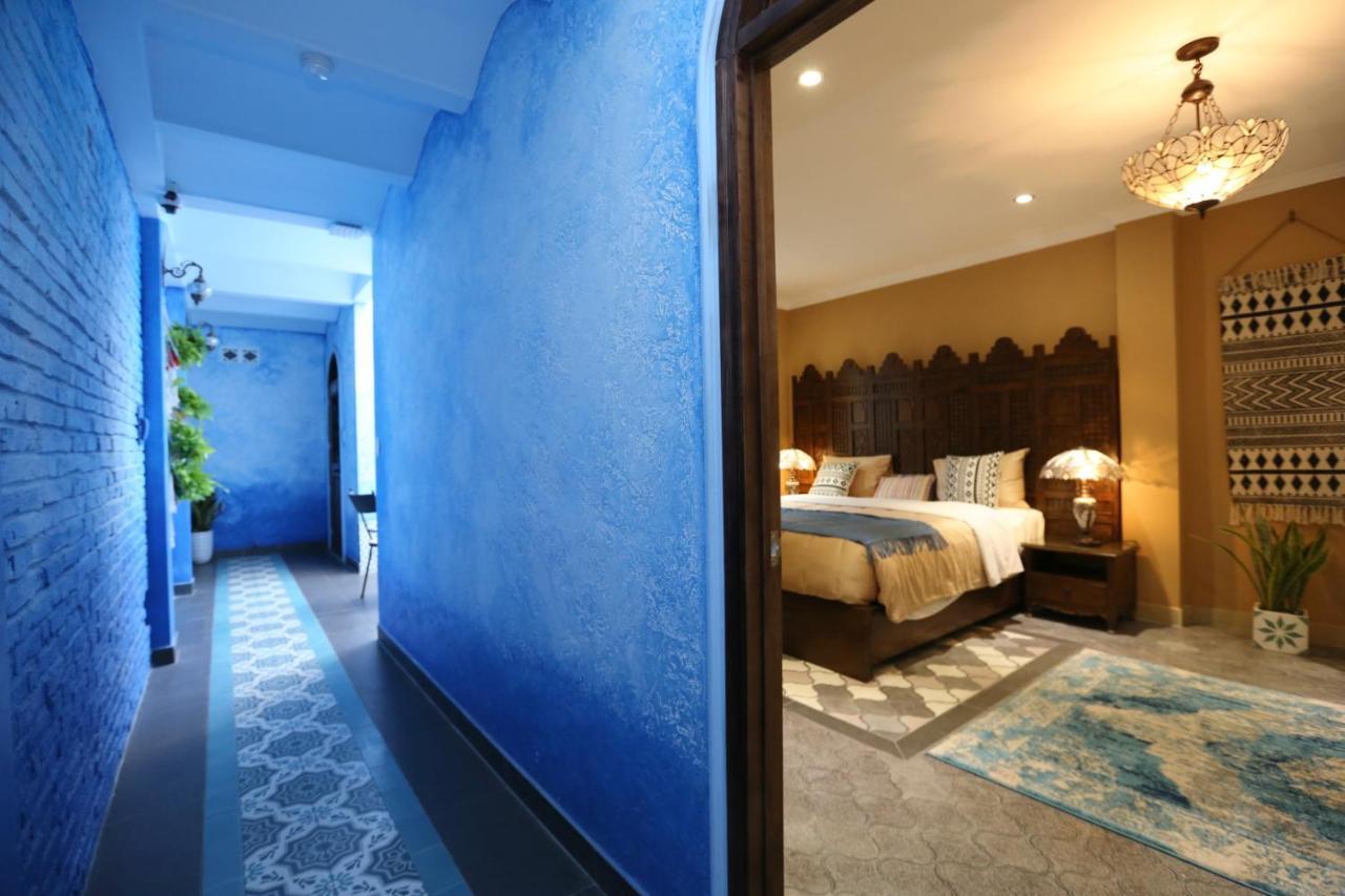 Aquarizon Boutique Hostel & City Bar Ho Chi Minh City Bagian luar foto