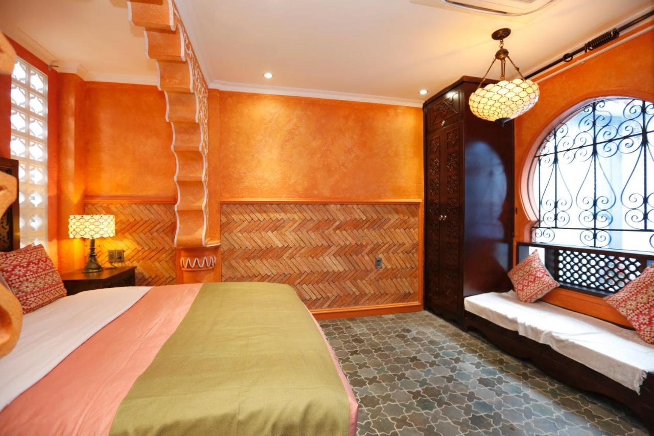 Aquarizon Boutique Hostel & City Bar Ho Chi Minh City Bagian luar foto
