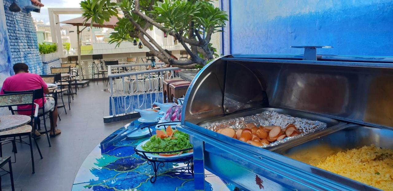 Aquarizon Boutique Hostel & City Bar Ho Chi Minh City Bagian luar foto