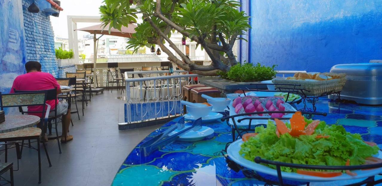 Aquarizon Boutique Hostel & City Bar Ho Chi Minh City Bagian luar foto